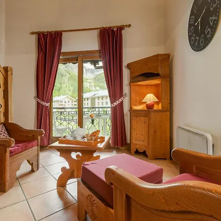Residence Le Cristal Apartments Chamonix